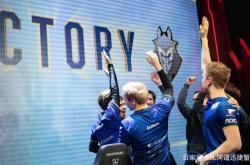 雷速体育比分直播-包含KT绝杀EG，Jankos线上压制力十足焦点之战全球总决赛，让粉丝疯狂欢呼的词条