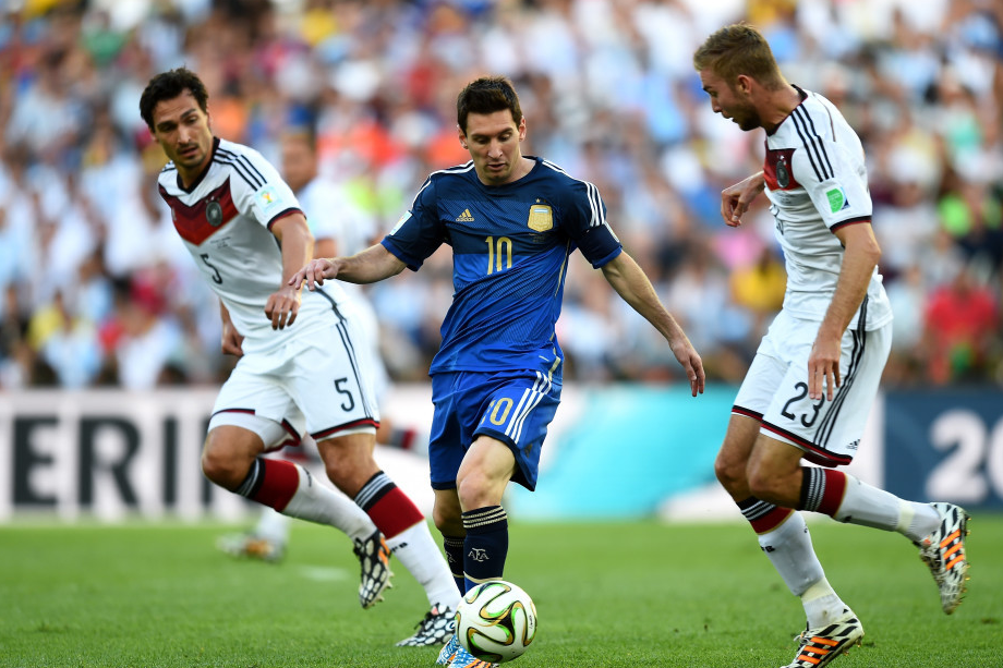 日本球队惊险晋级,力争冲击冠军 日本球队惊险晋级,力争冲击冠军