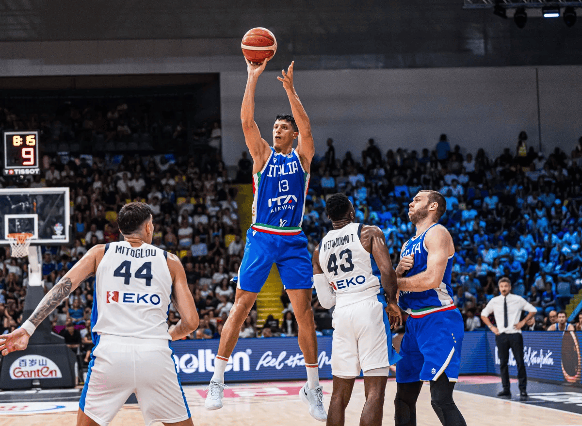 关于意大利男篮爆冷雄鹿,恩比德送出助攻的信息 关于意大利男篮爆冷雄鹿,恩比德送出助攻的信息