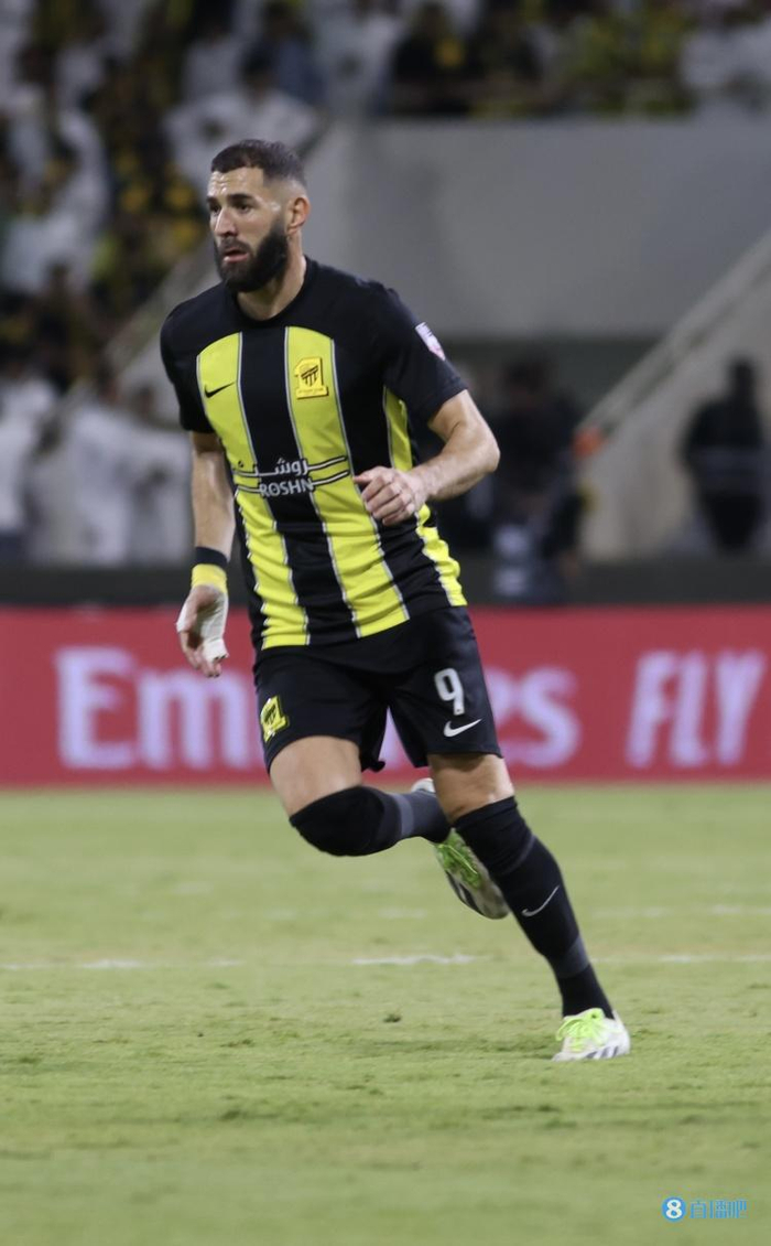 奥地利完胜马赛,本泽马点燃赛场的简单介绍 奥地利完胜马赛,本泽马点燃赛场的简单介绍