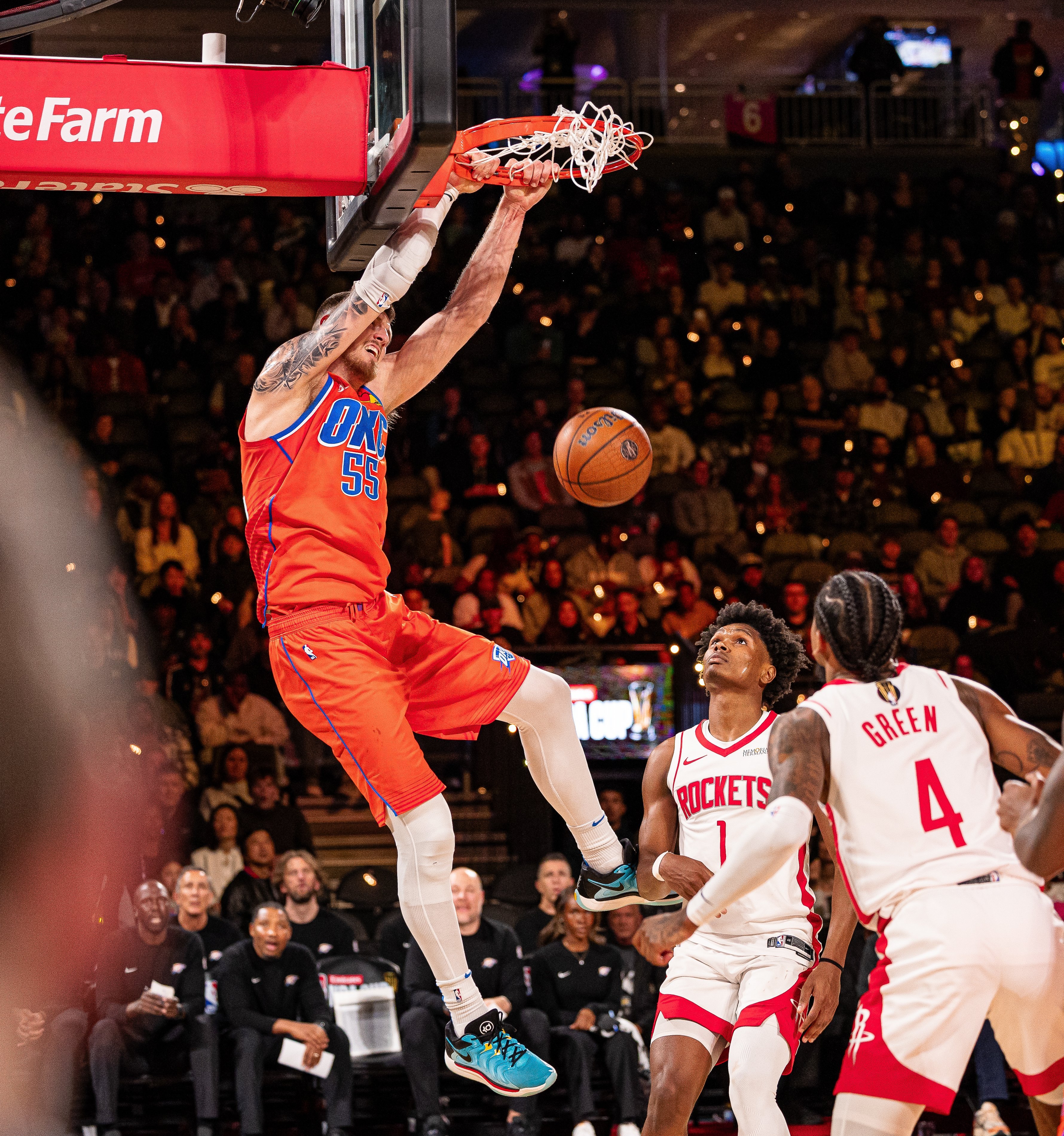 勇士鏖战辽宁队,麦科勒姆带队取胜的简单介绍 勇士鏖战辽宁队,麦科勒姆带队取胜的简单介绍